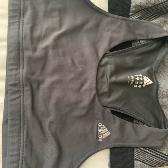 Sport bra bundle - Picture 5 of 8